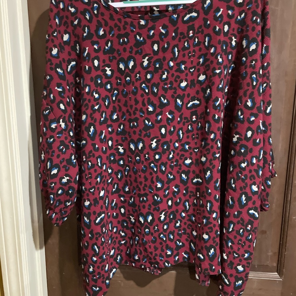 Stylish Red Leopard Print Women's Top